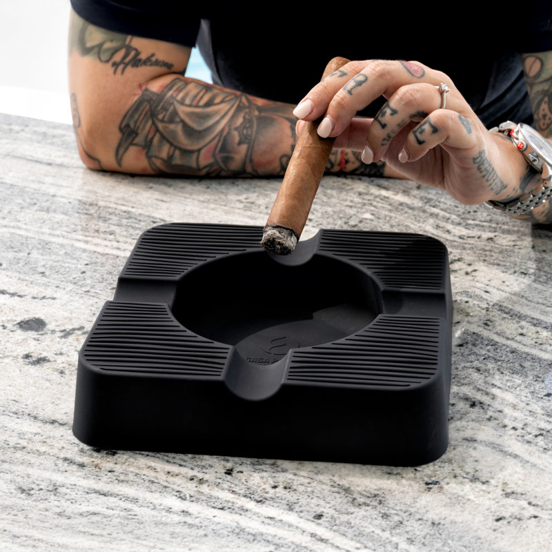 Casa Perrin Elite Silicone Cigar Ashtray – Heat-Resistant Outdoor